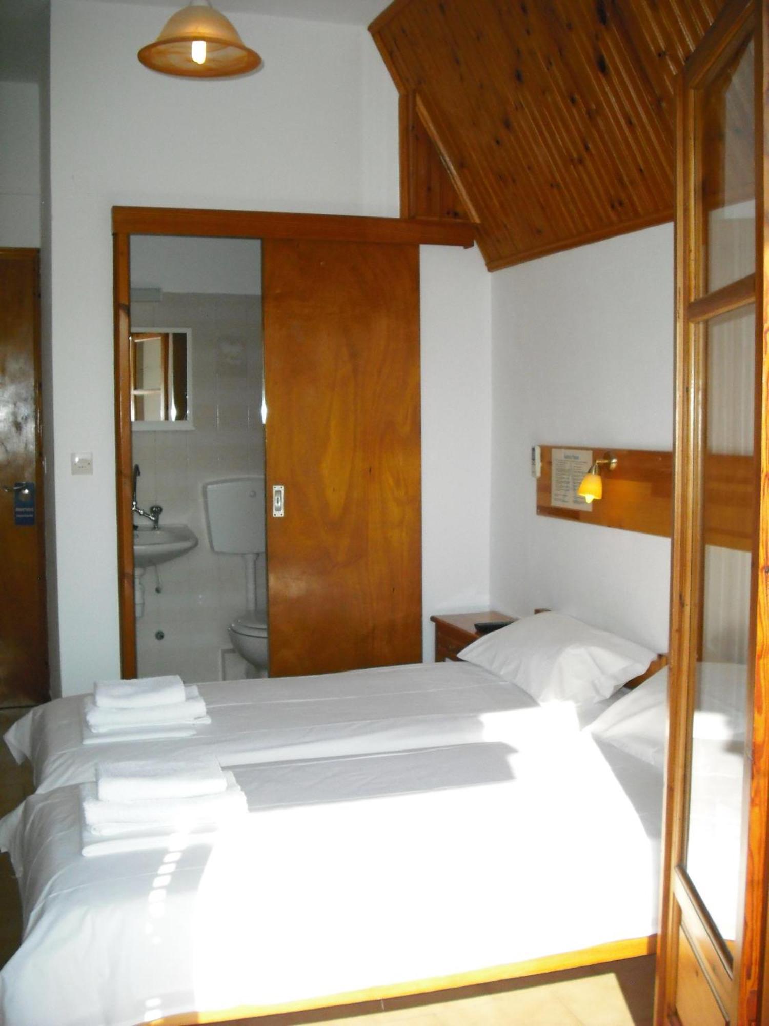 Anastasis Rental Rooms Skiathos Town Exterior photo